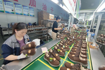 Jining's county as a growing hub for shoes, clothing